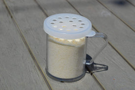 Cambro (96SKRP135) 10 oz Shaker with Parsley Lid - Camwear