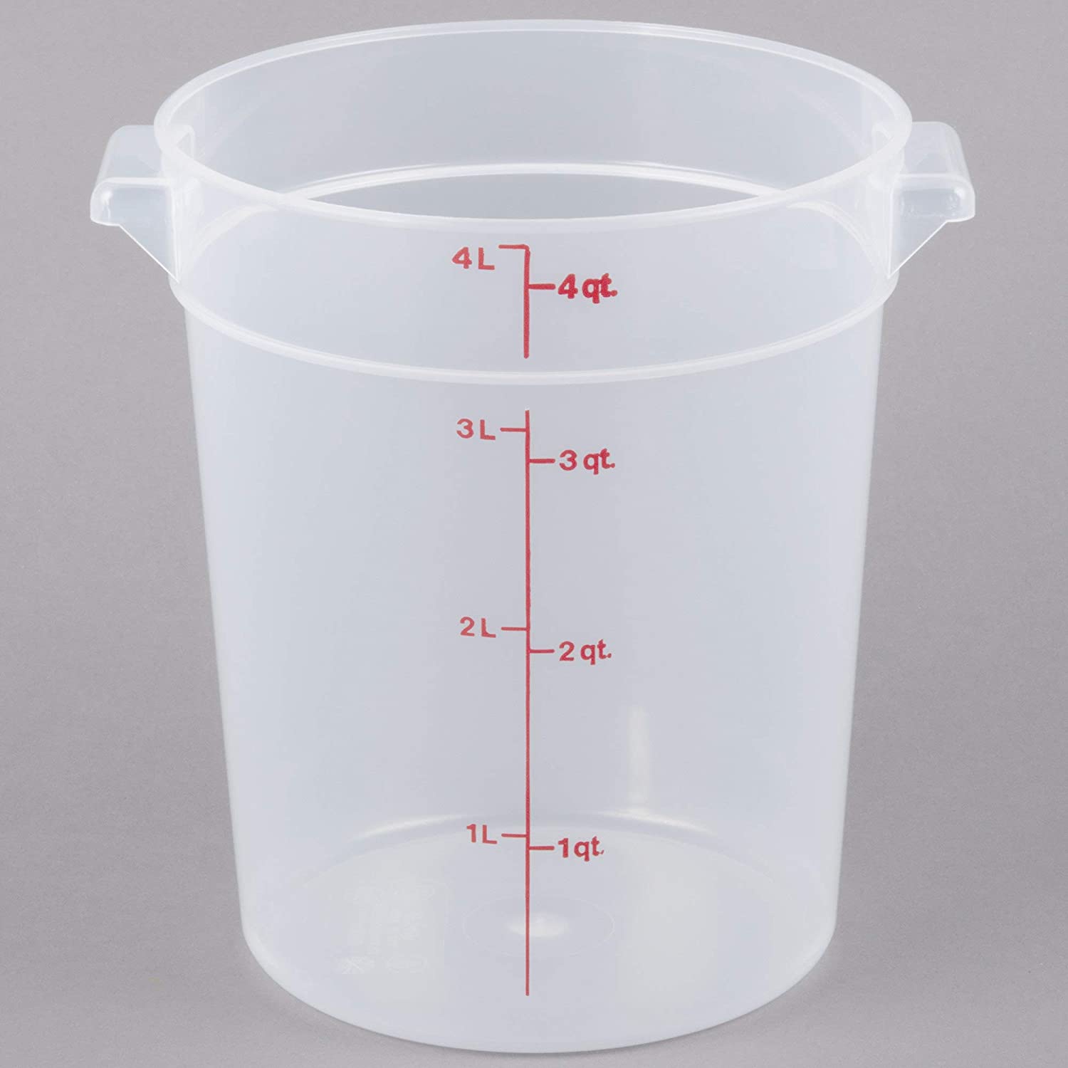 Cambro RFS4PP190 4 Qt. Translucent Round Storage Container with RFSC2PP190 Translucent Lid